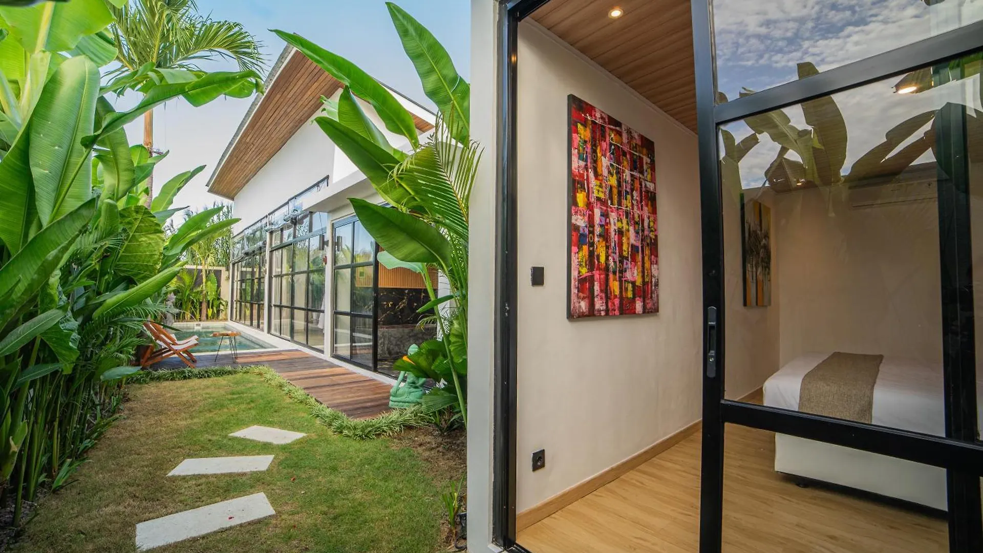 Kmana Villas Seminyak By Rh Management