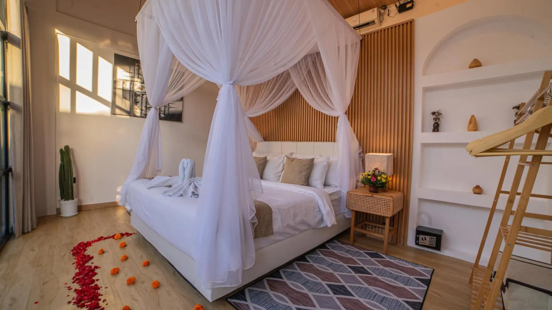 Kmana Villas Seminyak By Rh Management