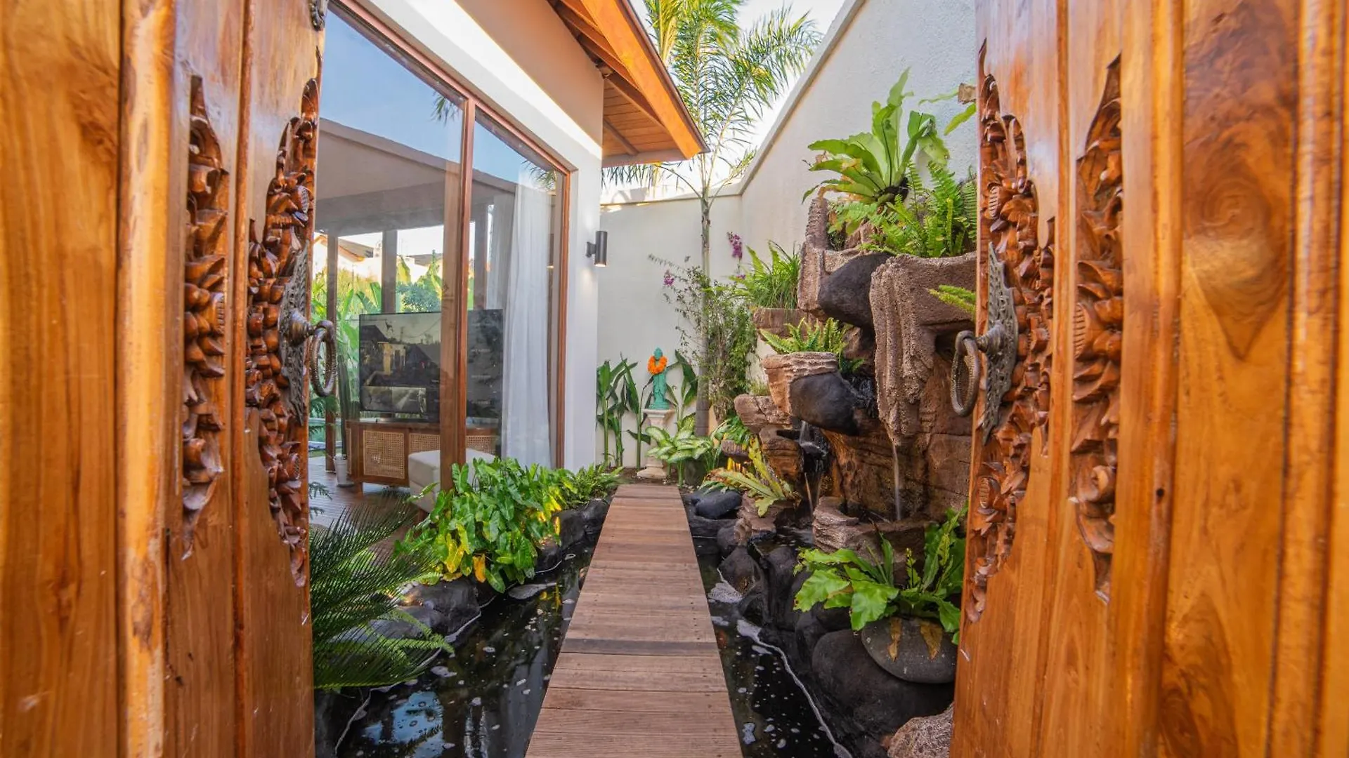 Kmana Villas Seminyak By Rh Management  Seminyak (Bali)