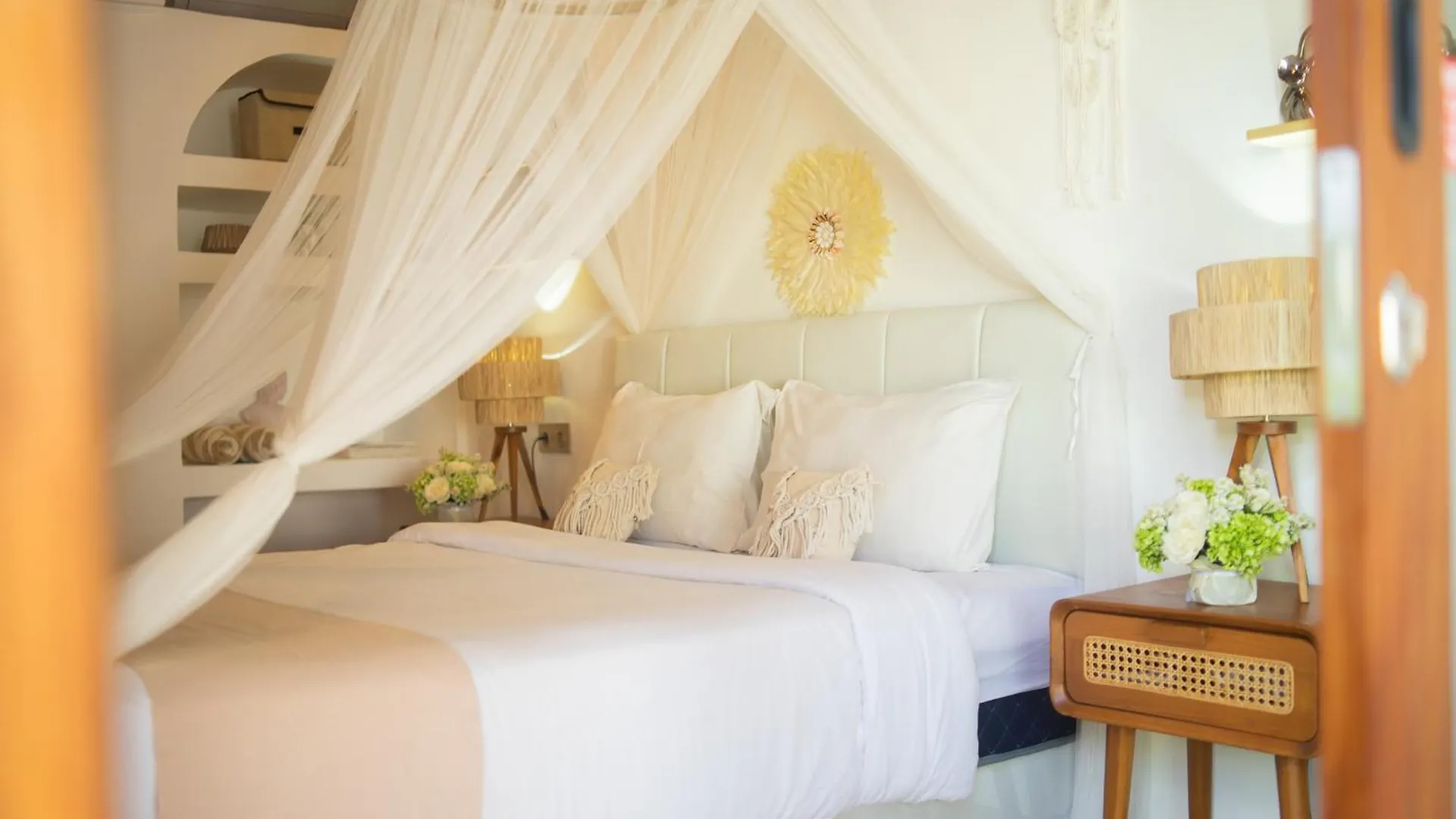Kmana Villas Seminyak By Rh Management Indonesia