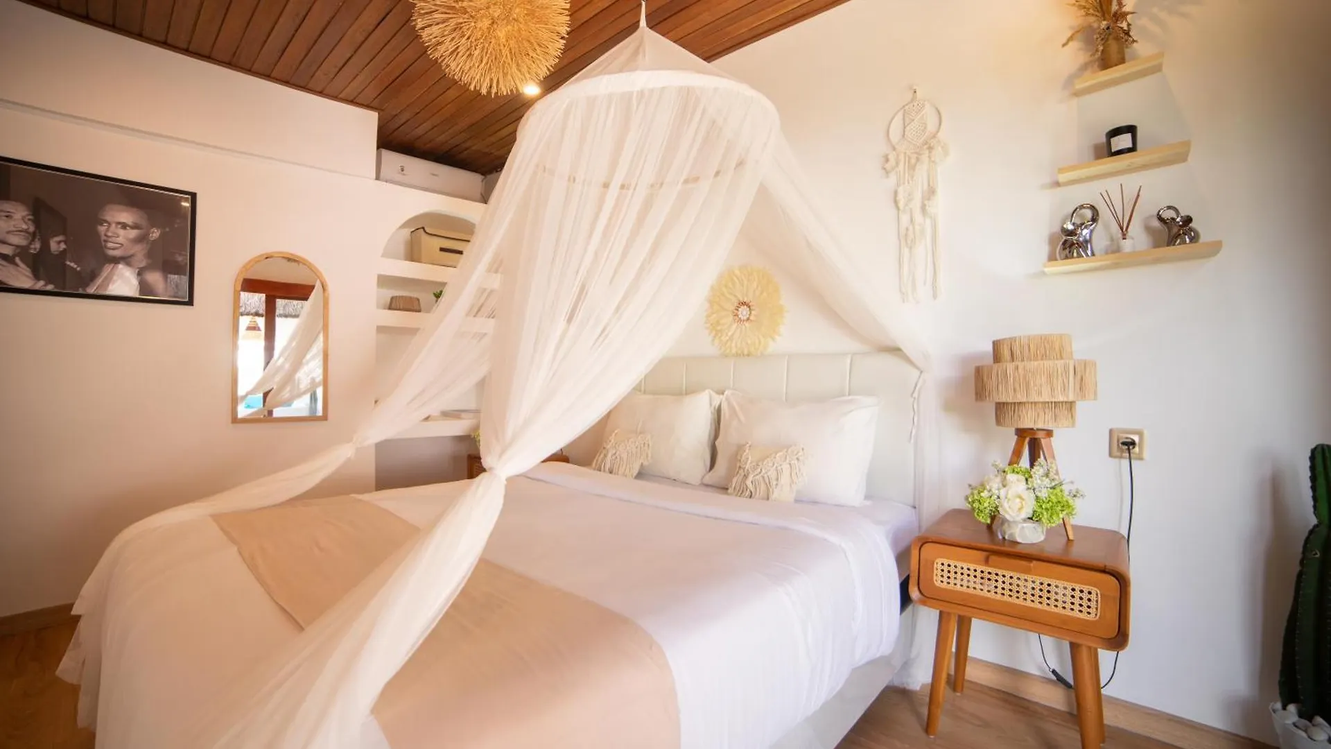 Kmana Villas Seminyak By Rh Management  Seminyak (Bali)
