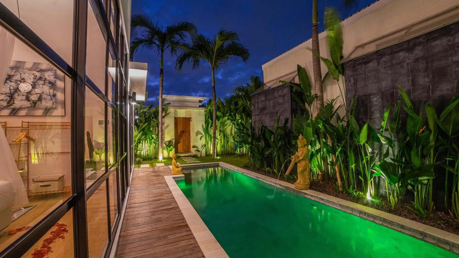 Kmana Villas Seminyak By Rh Management