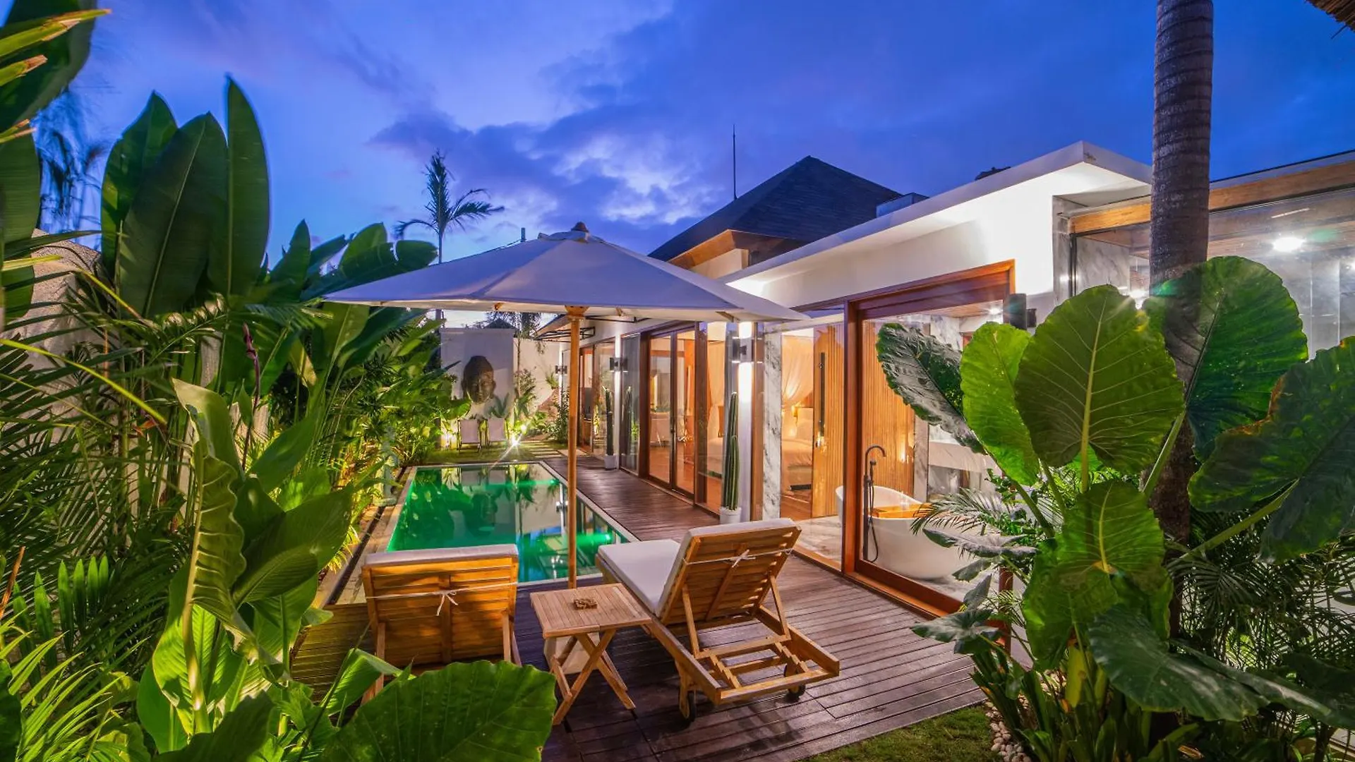 Kmana Villas Seminyak By Rh Management  Seminyak (Bali)