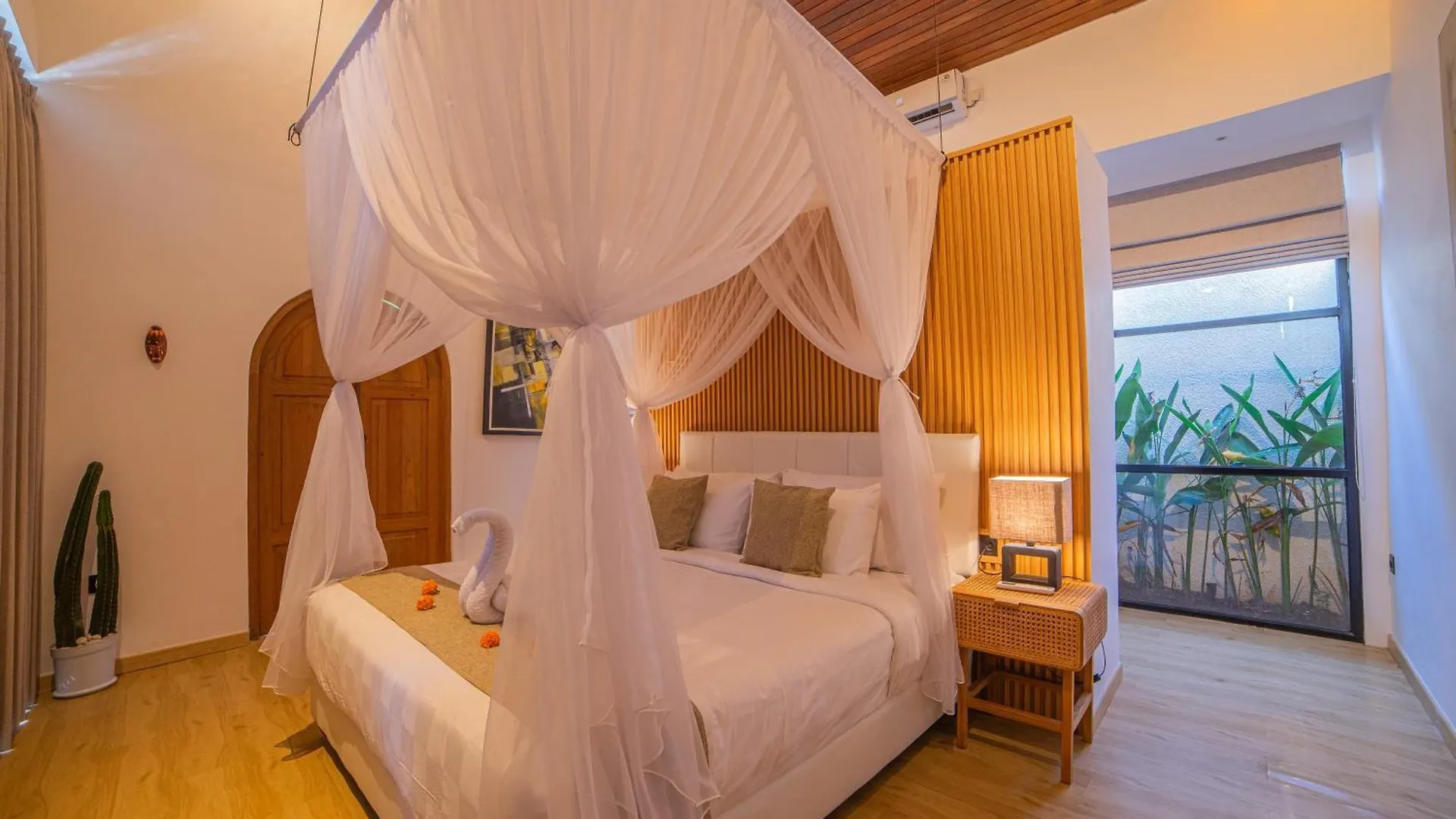 Kmana Villas Seminyak By Rh Management