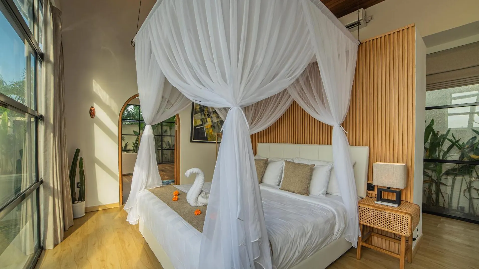Kmana Villas Seminyak By Rh Management