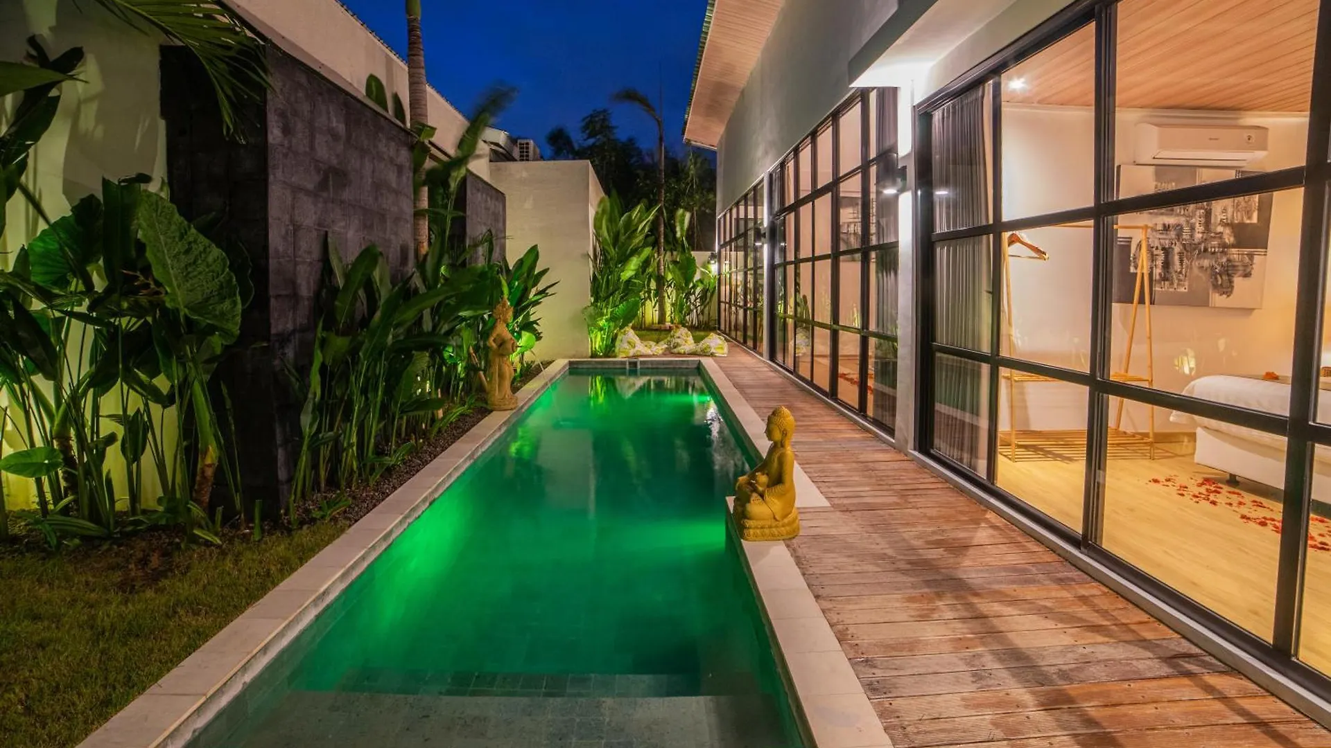 Kmana Villas Seminyak By Rh Management