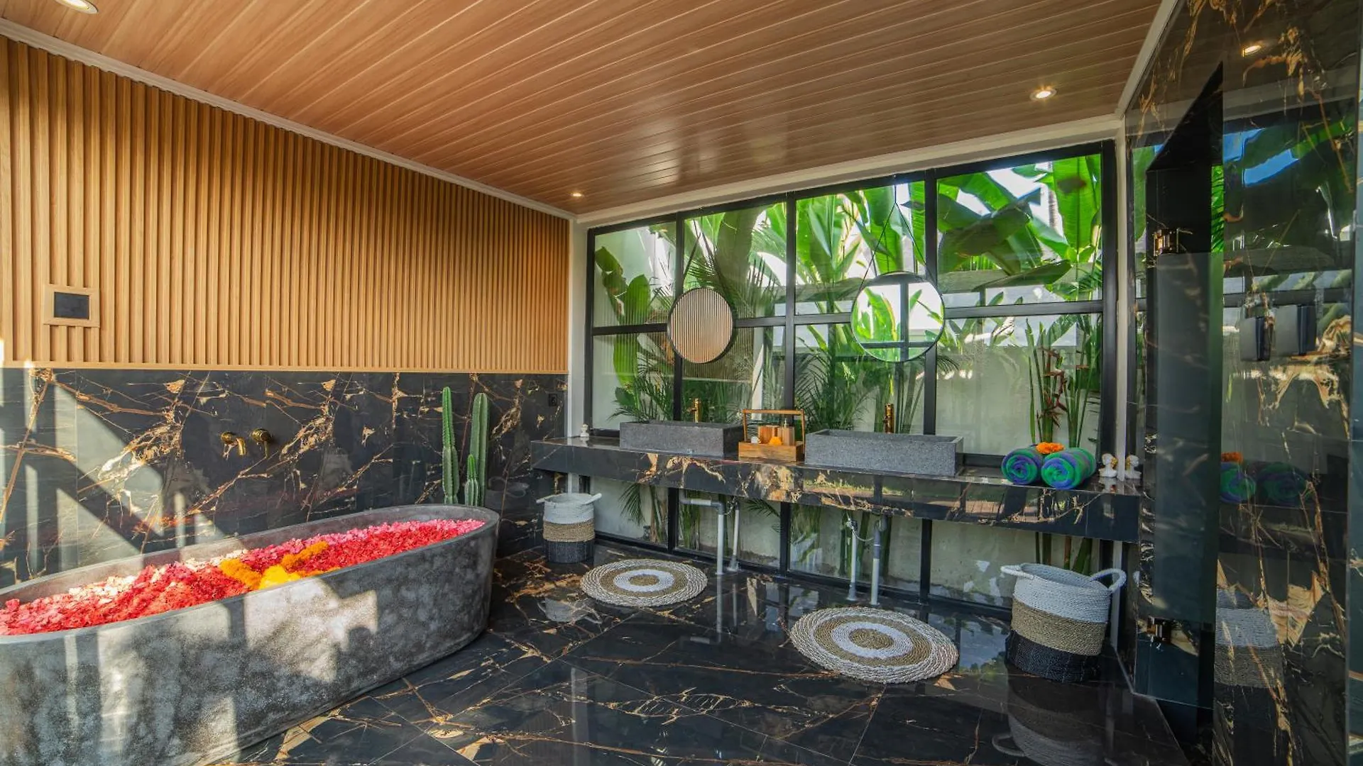 Kmana Villas Seminyak By Rh Management